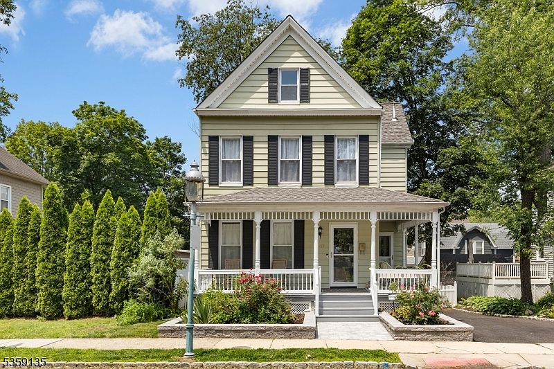 1st image of 457 Academy St
