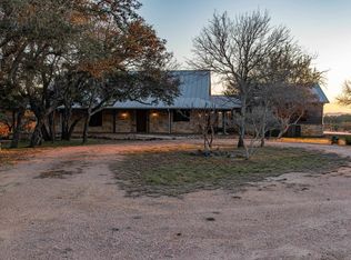 1250 Rocky Hollow Dr, Burnet, TX 78611