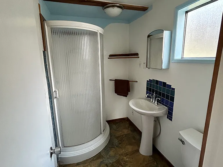 1665 Lorane Hwy — Photo 10