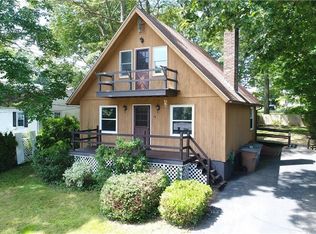 78 S Edgewood Rd, Niantic, CT 06357