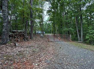 431 Camp Highland Rd, Ellijay, GA 30540