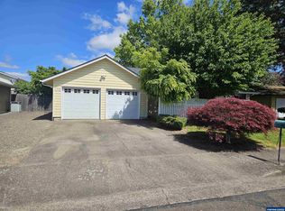 825 35th Ave SE, Albany, OR 97322