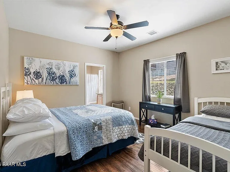 4679 N Viewpoint Dr #2 — Photo 9