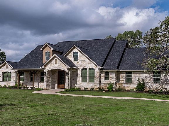 2nd image of 10757 Lonesome Dove Trl