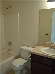 3rd image of 14049 Glenbrook Dr