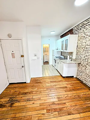 Rented by 195 Property Developers and Realtors LLC | media 7