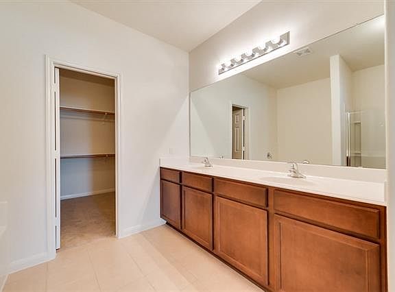 4th image of 6116 Chalk Hollow Dr