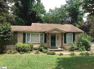 318 Blackberry Valley Rd, Greenville, SC 29617