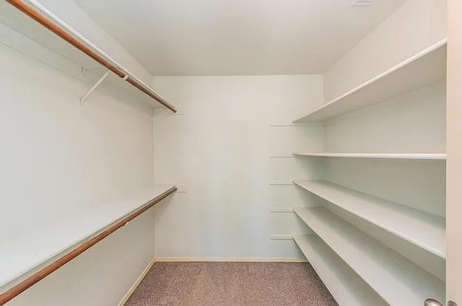 366 River Park Dr — Photo 5