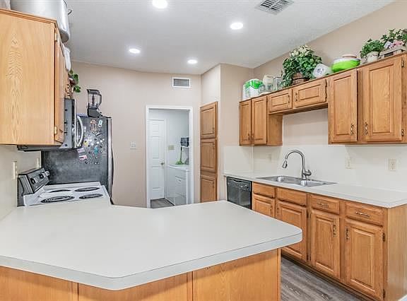 5th image of 2117 Glen Heights Dr