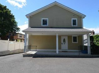 35 Harold Ave #2, Greenwich, CT 06830
