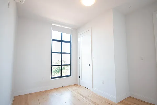 Rented by Premier One Realty LLC | media 25