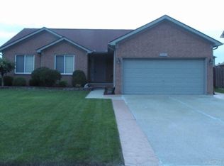52817 Muirfield Dr, Chesterfield, MI 48051