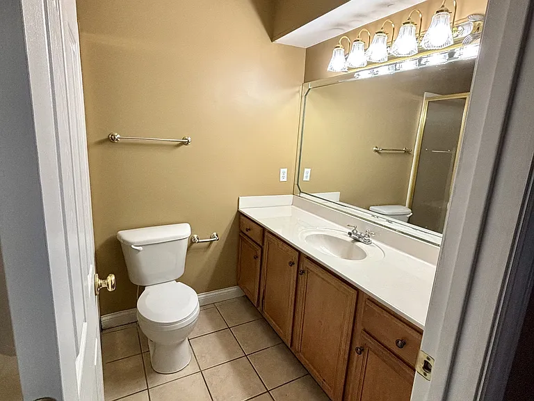 77 Margaret Rose Ln — Photo 13