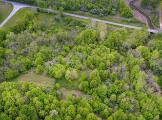 20283 Thorn Rd, Thompsonville, IL 62890