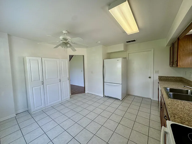 1455 Disston Ave — Photo 21
