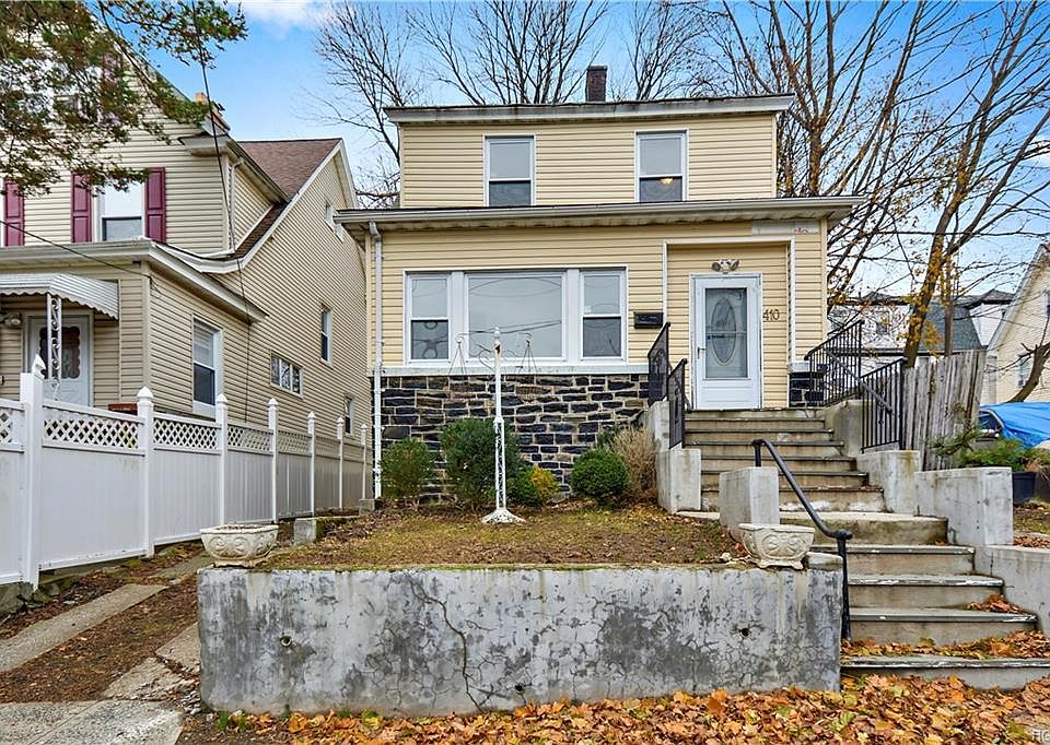 1st image of 410 Bedford Ave