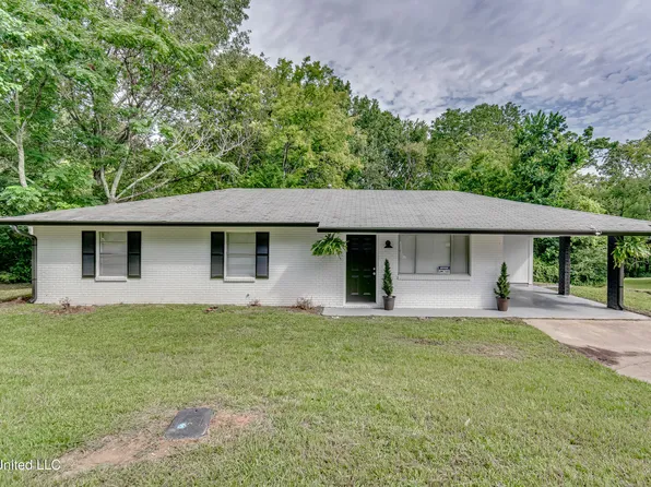 667 Queen Cir, Jackson, MS 39209