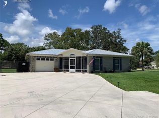 2102 SE Carnation Rd, Port Saint Lucie, FL 34952