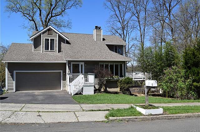 1st image of 6 Barbara Dr