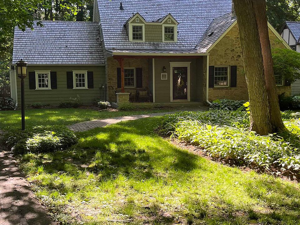 2nd image of 714 Farwell Dr