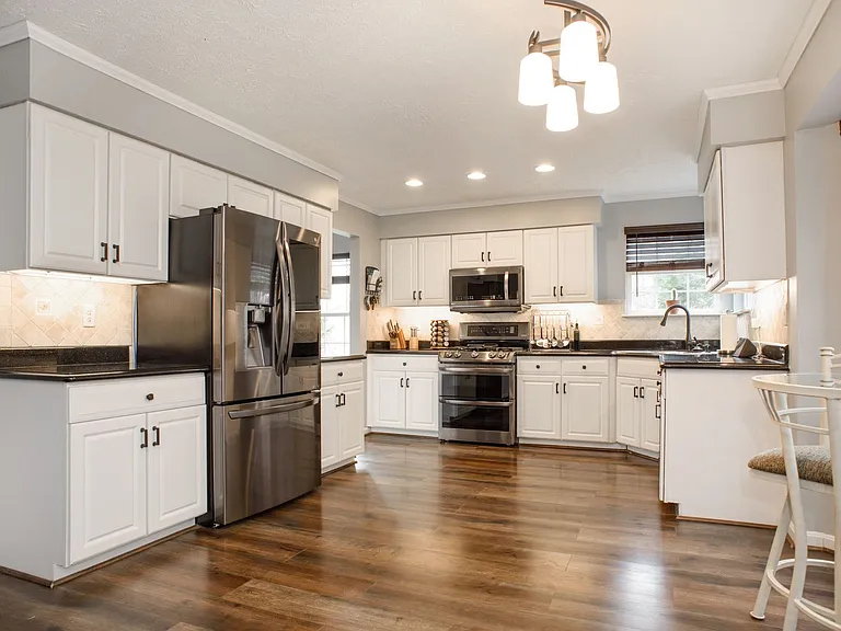 8008 High Oak Rd — Photo 17