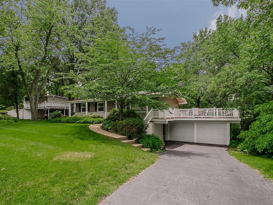 1st image of 23 Deerfield Ln