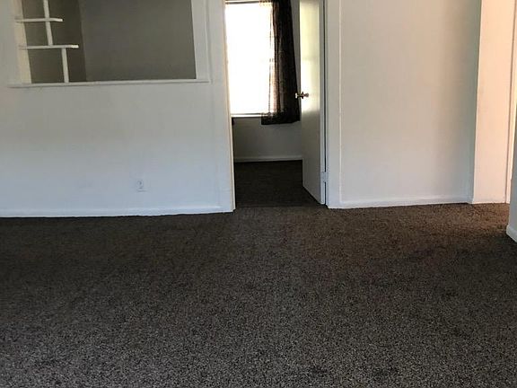 2nd image of 122 E River St APT 2