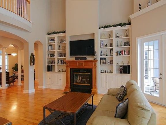 4th image of 29619 Chapel Park Dr