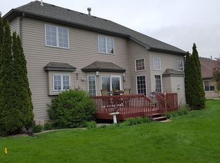 9250 Mallard Ln, Saint John, IN 46373
