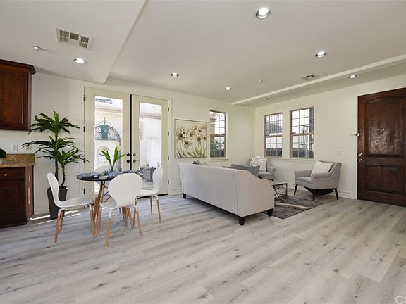 4th image of 408 S Orange Ave APT C