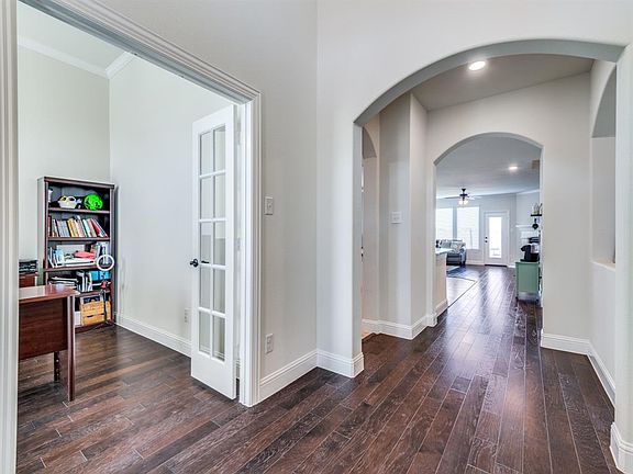 3rd image of 1400 Torrent Dr