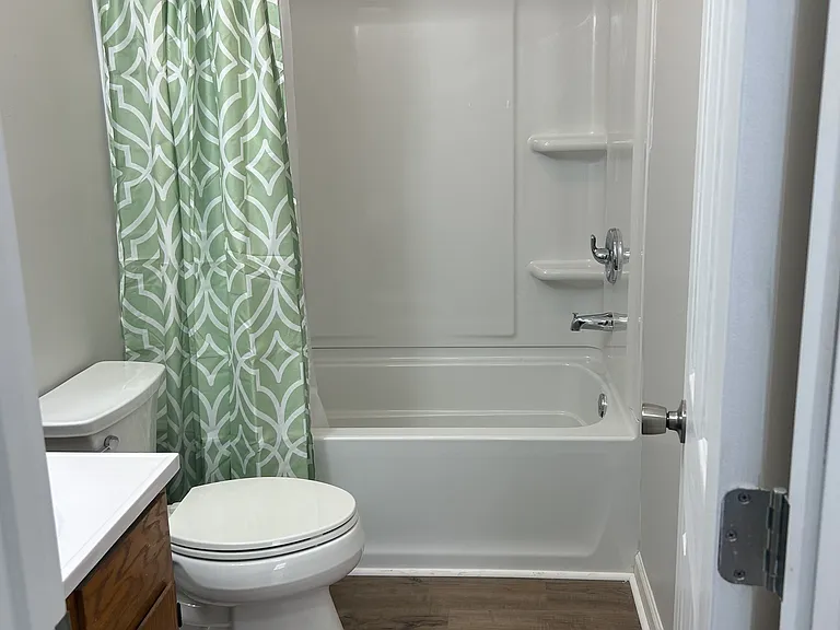 1462 Broad St #12 — Photo 2