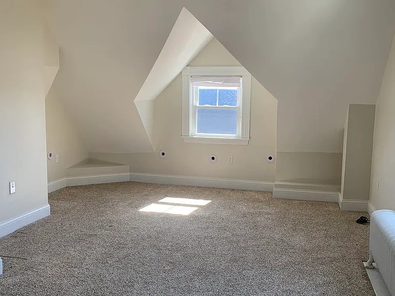 137 Prospect Ave — Photo 8