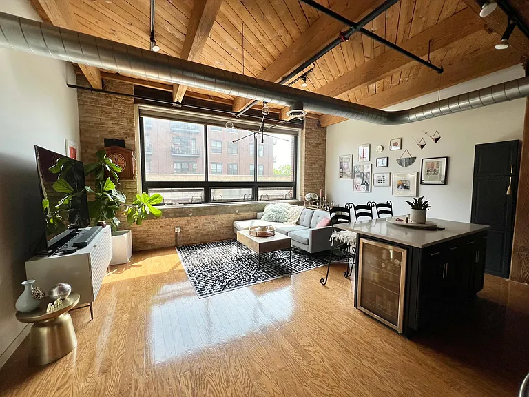 234 E Reservoir Ave #303 — Photo 15