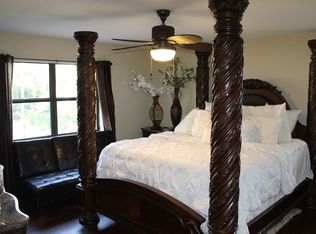 15610 1st St E, Redington Beach, FL 33708