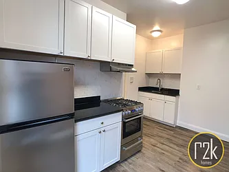 Rented by Realty 2000 Corp