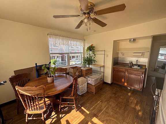3rd image of 305 7th Ave #1