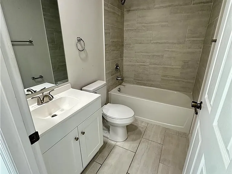 3310 NW 17th Ln — Photo 14