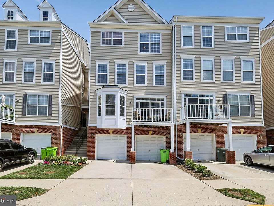 1st image of 2507 Einstein St #223