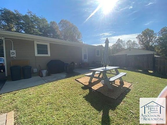 4th image of 625 Mica St