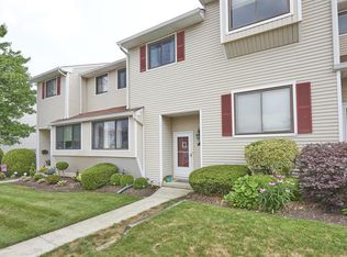 227 Clubhouse Dr, Middletown, NJ 07748