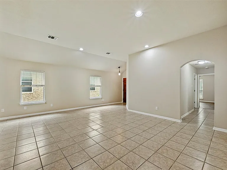 2717 Granite Creek Dr — Photo 14