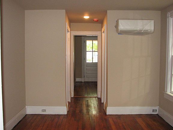 3rd image of 719 Chimborazo Blvd APT A