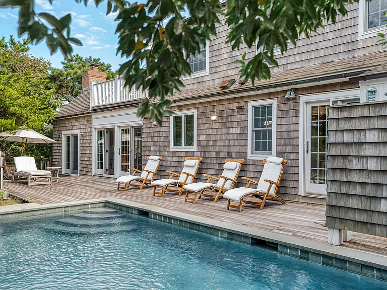 72 Marine Blvd — Photo 3