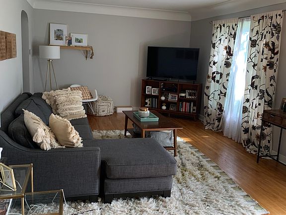 5th image of 7144 Logan Ave S