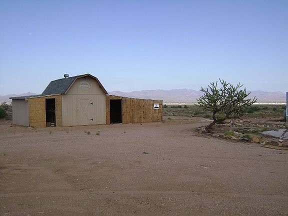 2nd image of 5547 E Holen Cir