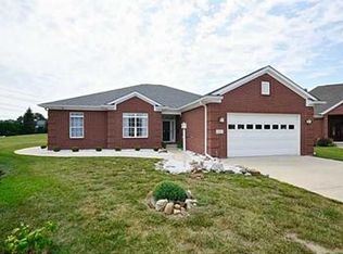 688 Brandi Ct, Greenwood, IN 46142