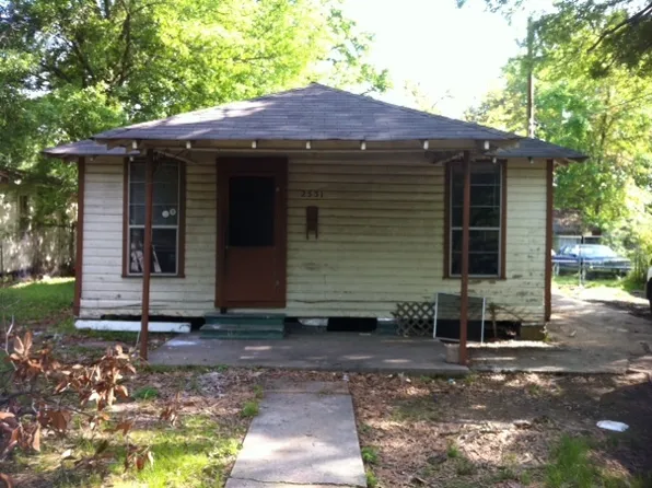 2531 Regent St, Shreveport, LA 71103