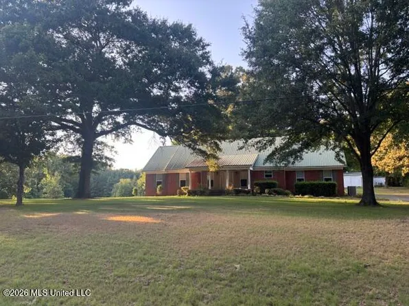 9180 Cub Lake Rd, Hernando, MS 38632